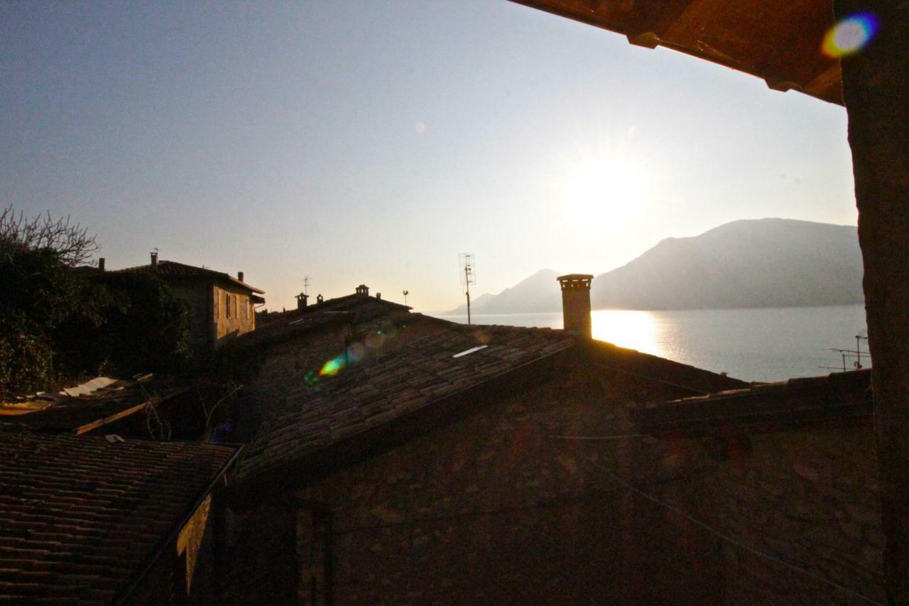 Aparthotel Ca de l Angelon Brenzone sul Garda Exterior foto